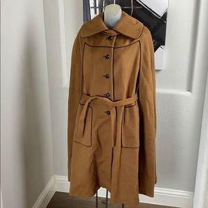 Del Ann’s Sleeveless coat